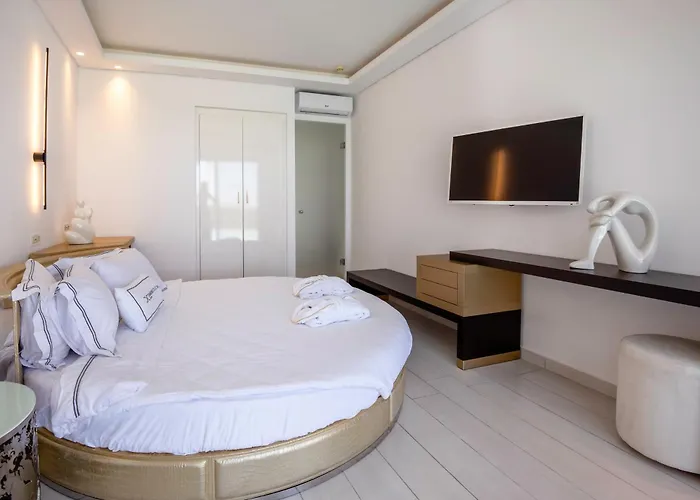 Diamond Suite